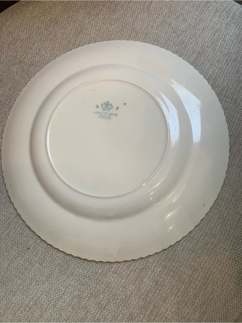 Johnson Bros Classic Floral Pink Carnation Dinner Plate with Rope-Edge Trim